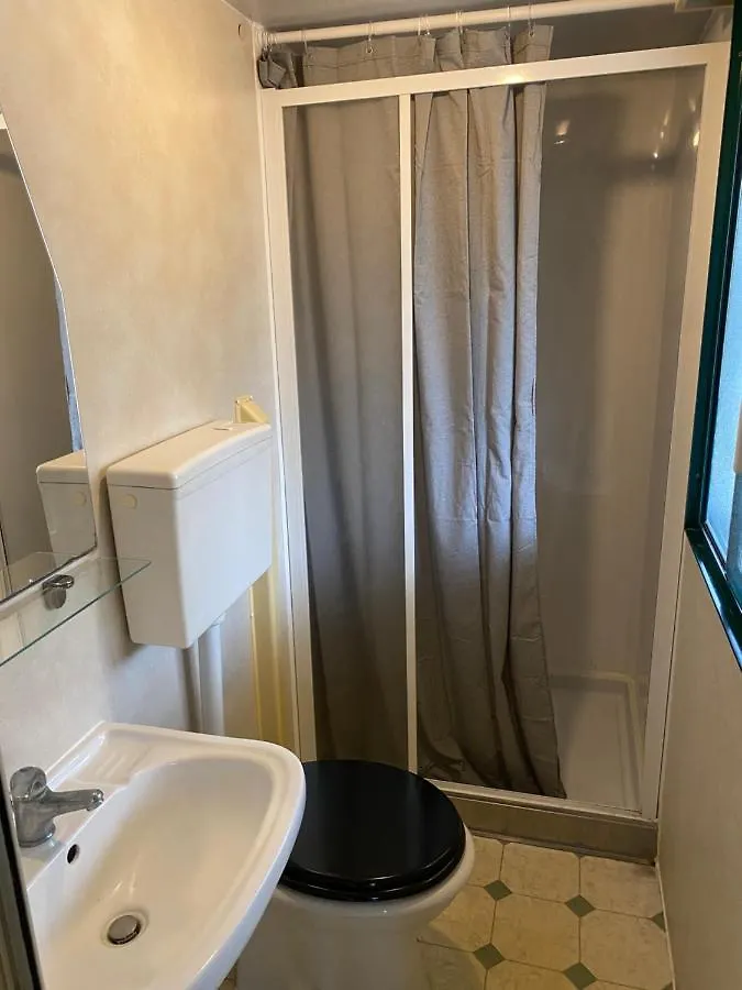 Comfortabele Familie Chalets Met Veranda Incl Airco Dichtbij Zee! Viareggio