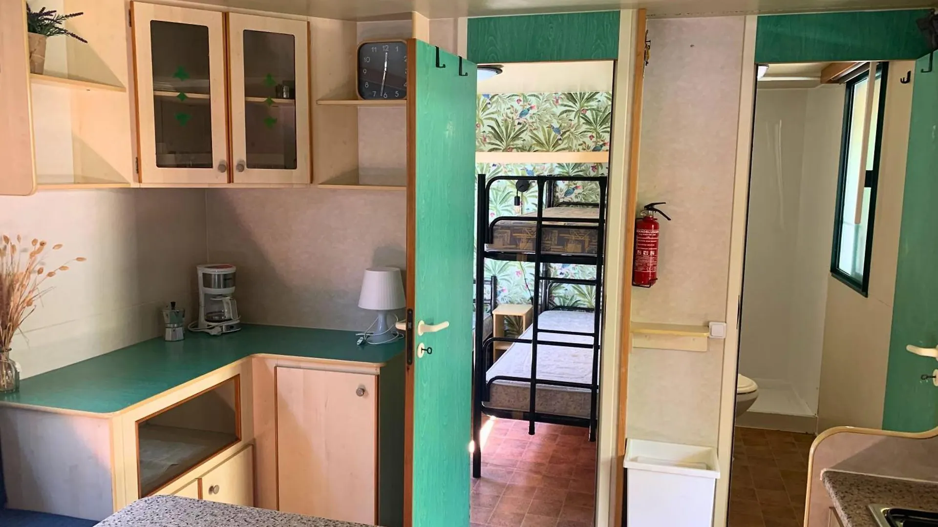 Comfortabele Familie Chalets Met Veranda Incl Airco Dichtbij Zee! Viareggio Italia